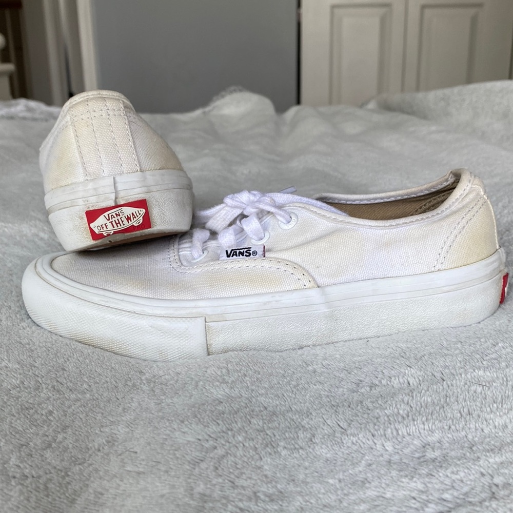 WHITE VANS! 🤍